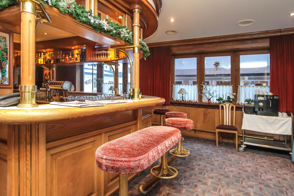 Hotel Tiroler Adler - Bed And Breakfast Waidring Exterior foto
